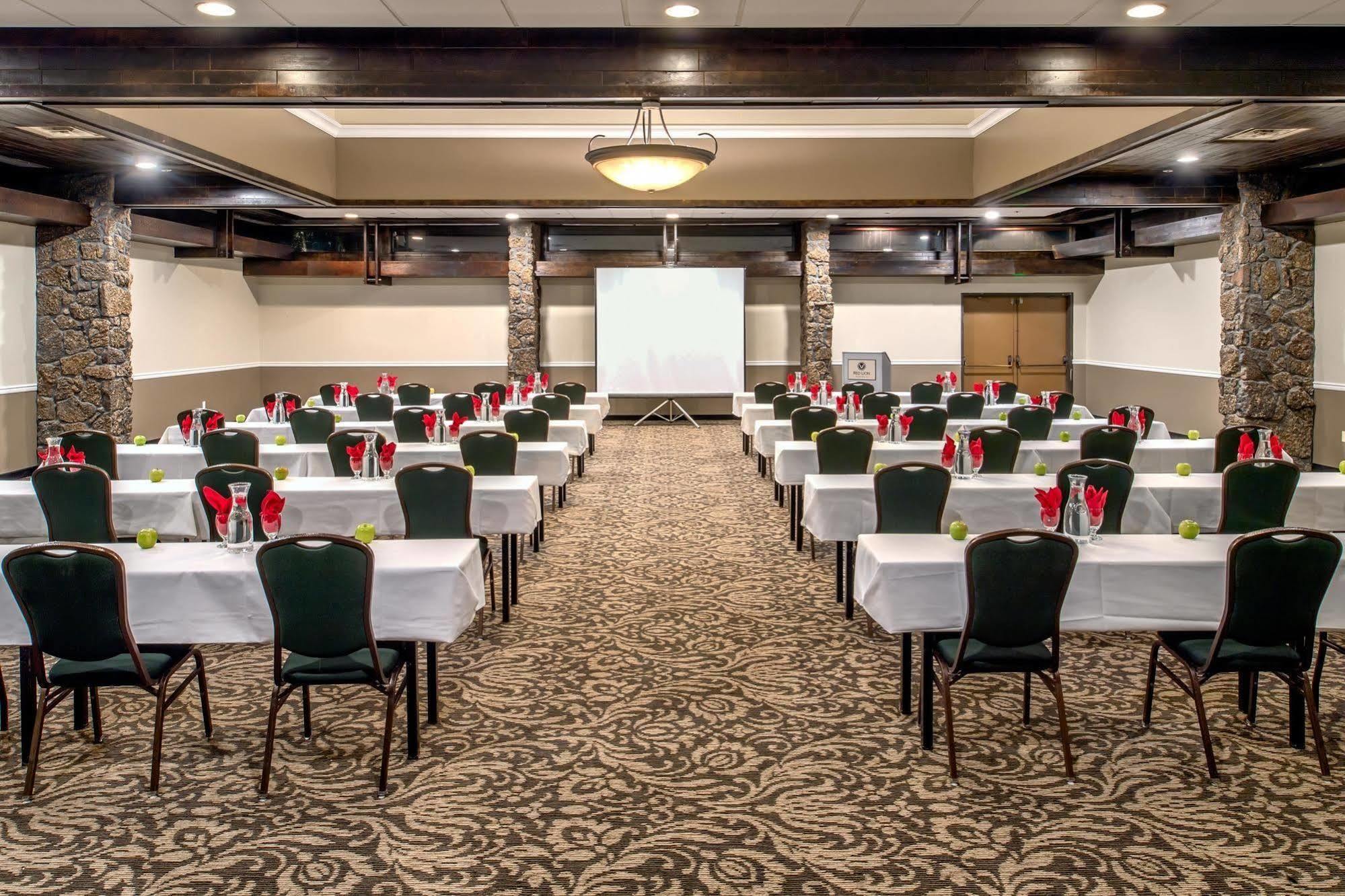 Red Lion Hotel Kennewick Columbia Center מראה חיצוני תמונה