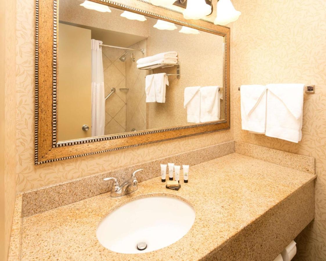 Red Lion Hotel Kennewick Columbia Center מראה חיצוני תמונה